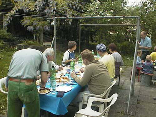 Essen3_K.JPG (52494 bytes)